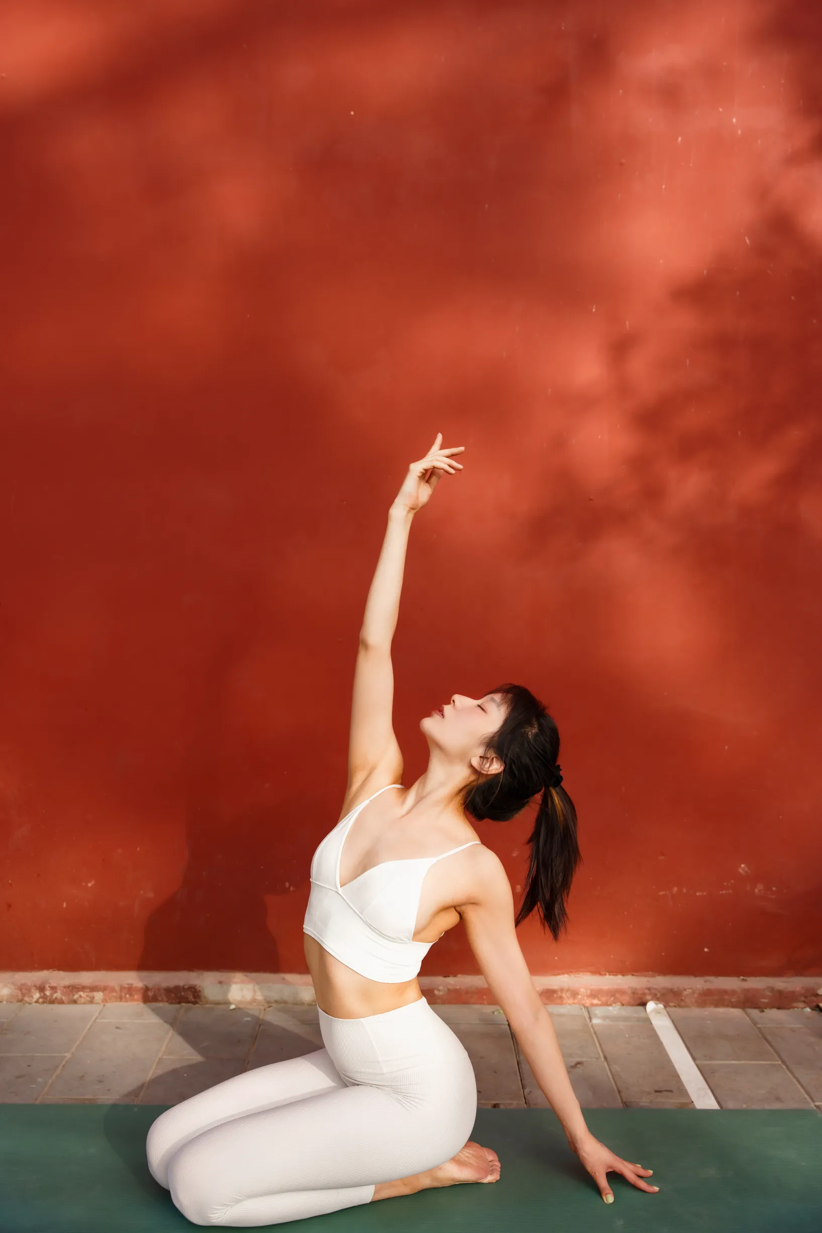 [YITUYU] 2022.12.01 Vol.2575 – Yoga and Red Wall Mengmeng#[23P]-9